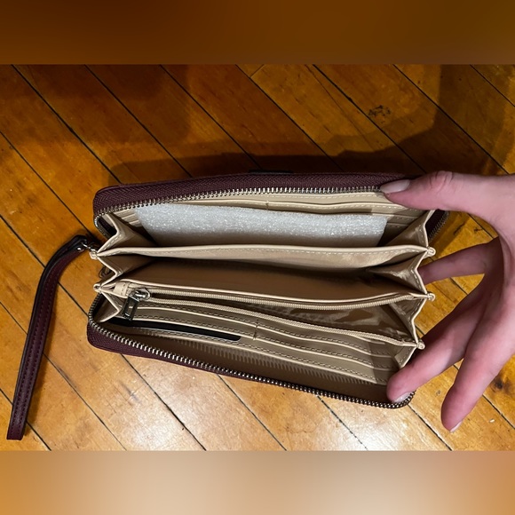 Guess | Faux-Suede And Leather Kingsley Clutch - Picture 3 of 15